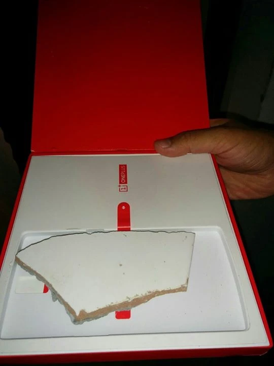 Mua hàng online, nhận ngay cục gạch ảnh 2 Mua hàng online, nhận ngay cục gạch ảnh 2